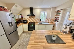 Kitchen/Diner- click for photo gallery
